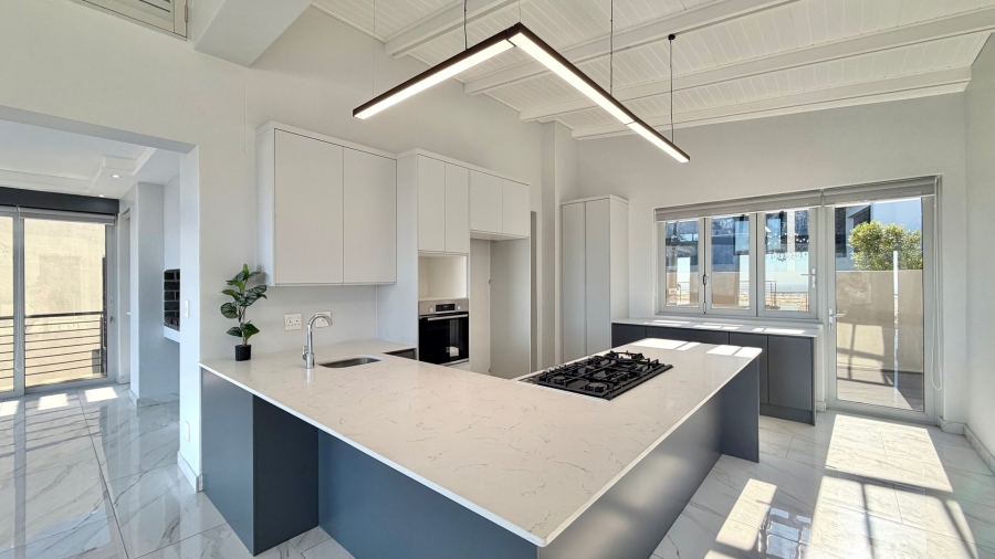 5 Bedroom Property for Sale in Dennegeur Western Cape